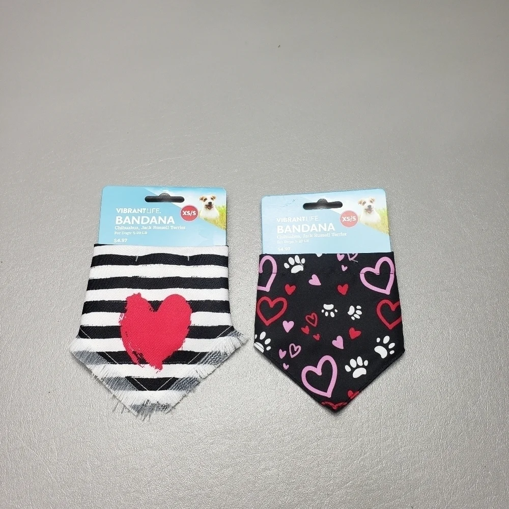 New vibrant life dog hearts bandana bundle of 2 size XS/S 5-20 lbs